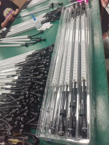 High Quality IP67 5050SMD DC 12V 24V RGB Rigid LED Light Strip